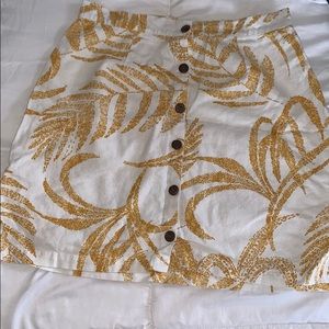 White and yellow button up skirt